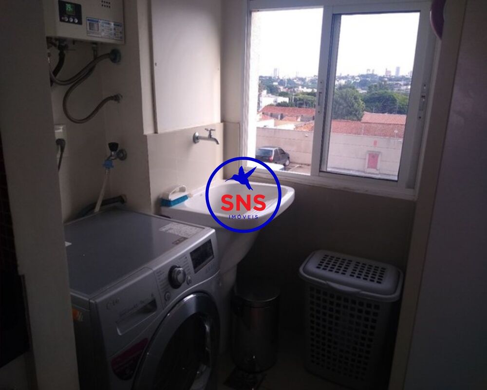 Apartamento à venda com 3 quartos, 80m² - Foto 2