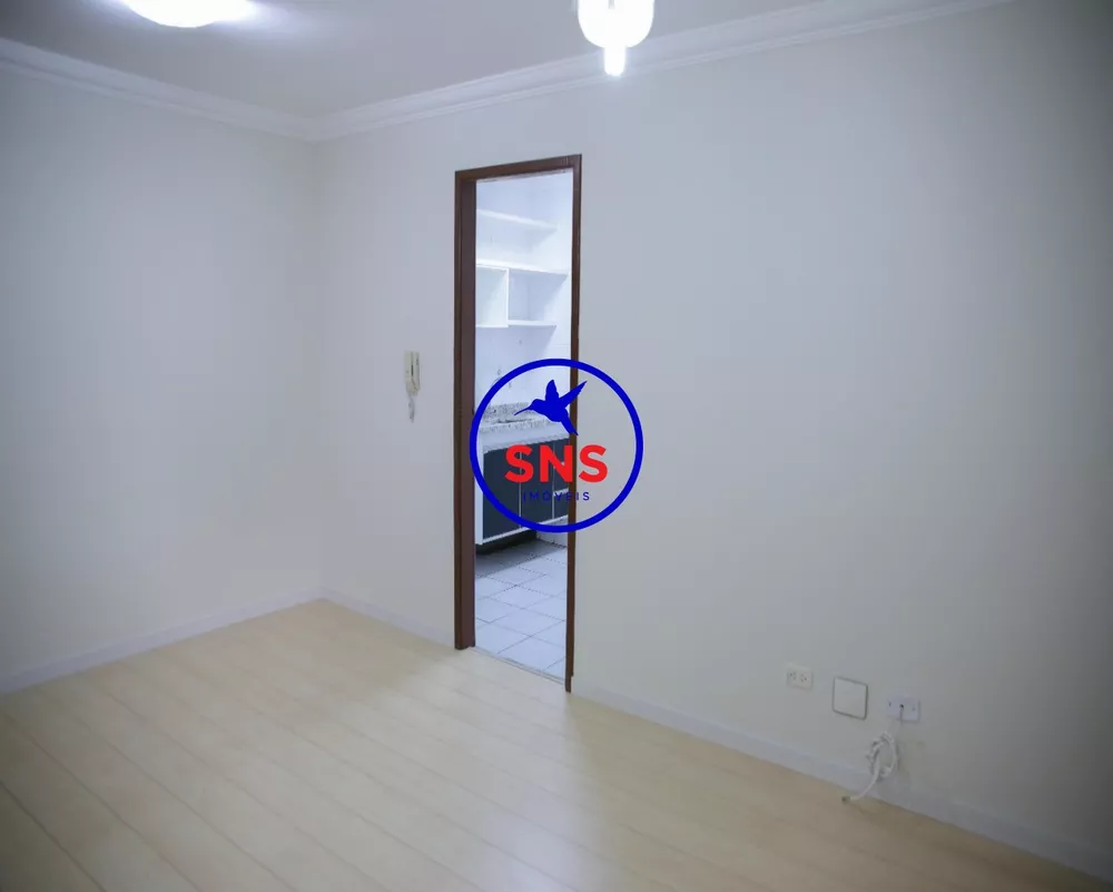 Apartamento à venda com 3 quartos, 75m² - Foto 3