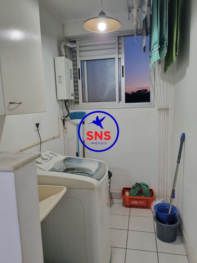 Apartamento à venda com 2 quartos, 58m² - Foto 2