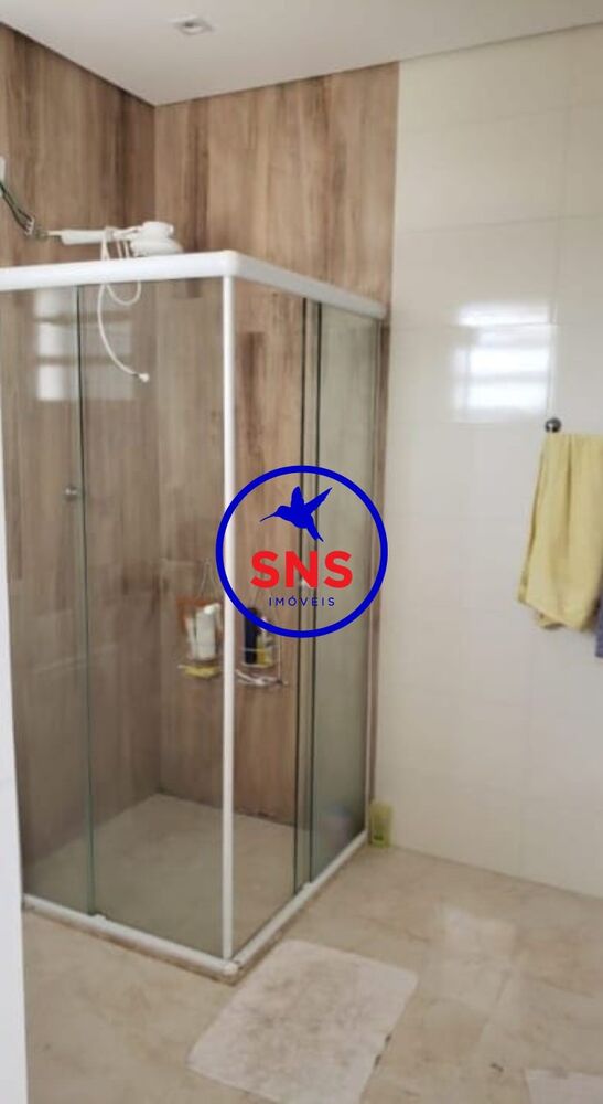 Casa, 3 quartos, 230 m² - Foto 1