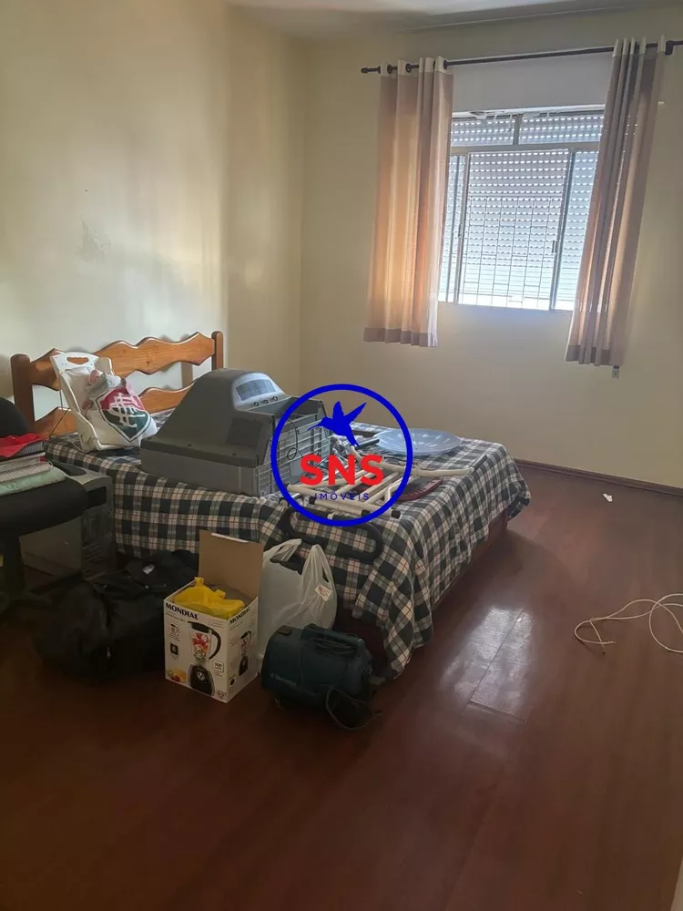 Apartamento à venda com 3 quartos, 160m² - Foto 4