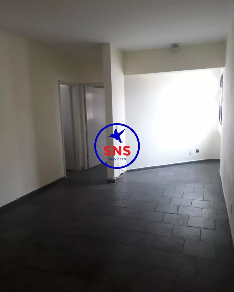 Apartamento à venda com 1 quarto, 50m² - Foto 2