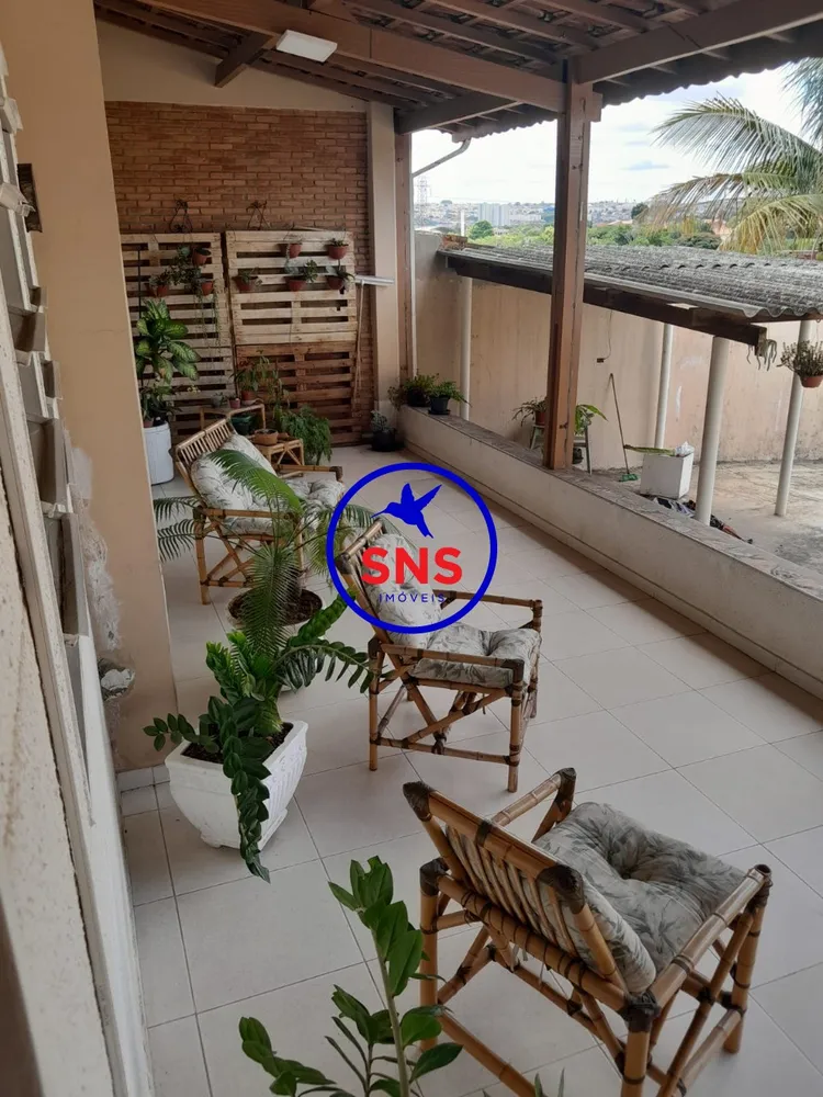 Casa, 2 quartos, 260 m² - Foto 1