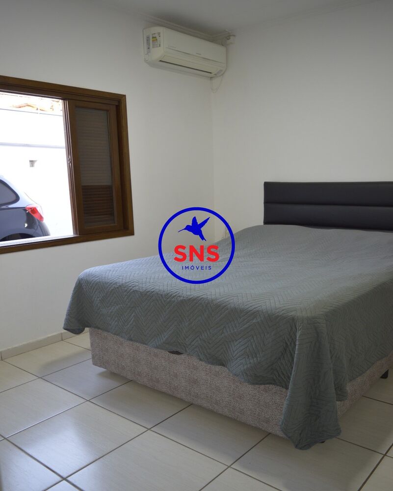 Casa à venda com 4 quartos, 285m² - Foto 8