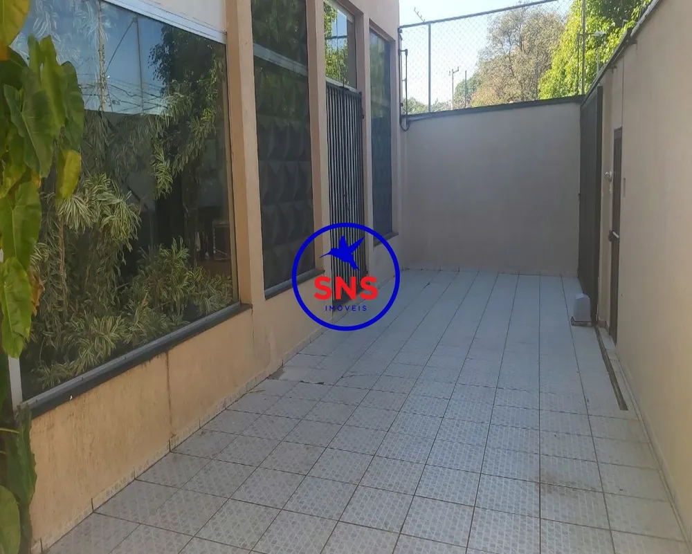 Casa, 4 quartos, 253 m² - Foto 9