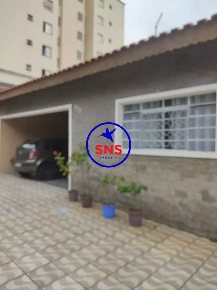 Casa à venda com 3 quartos, 259m² - Foto 2