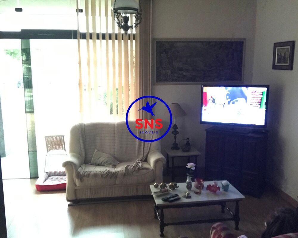 Casa, 5 quartos, 295 m² - Foto 3