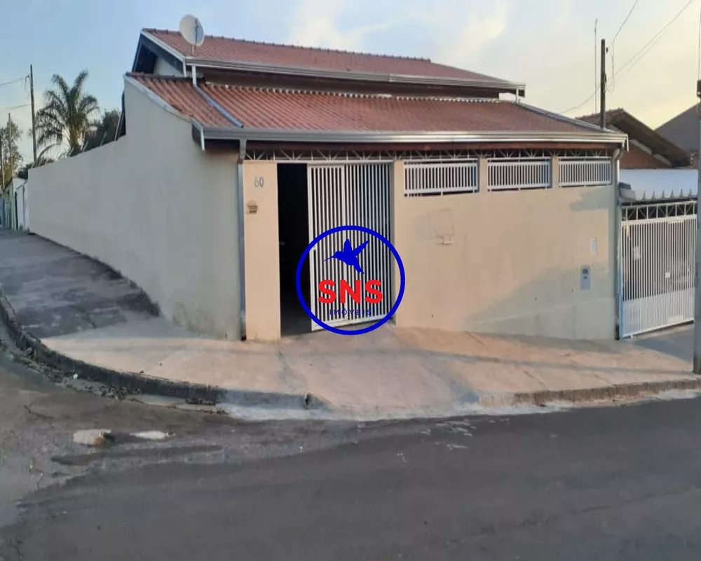 Casa à venda com 2 quartos, 200m² - Foto 1