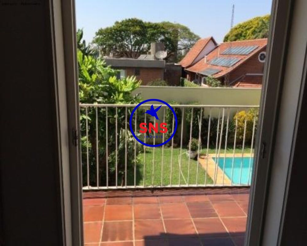 Casa à venda com 3 quartos, 320m² - Foto 6