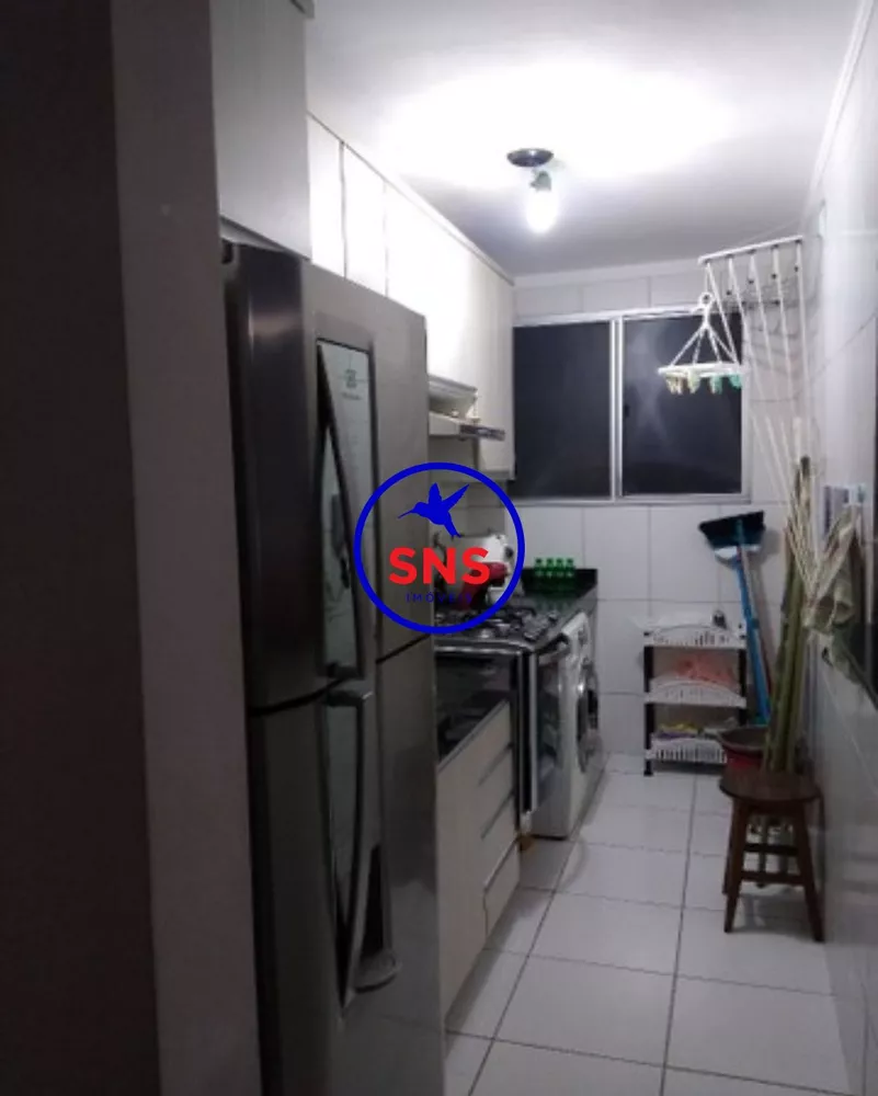 Apartamento à venda com 2 quartos, 48m² - Foto 2