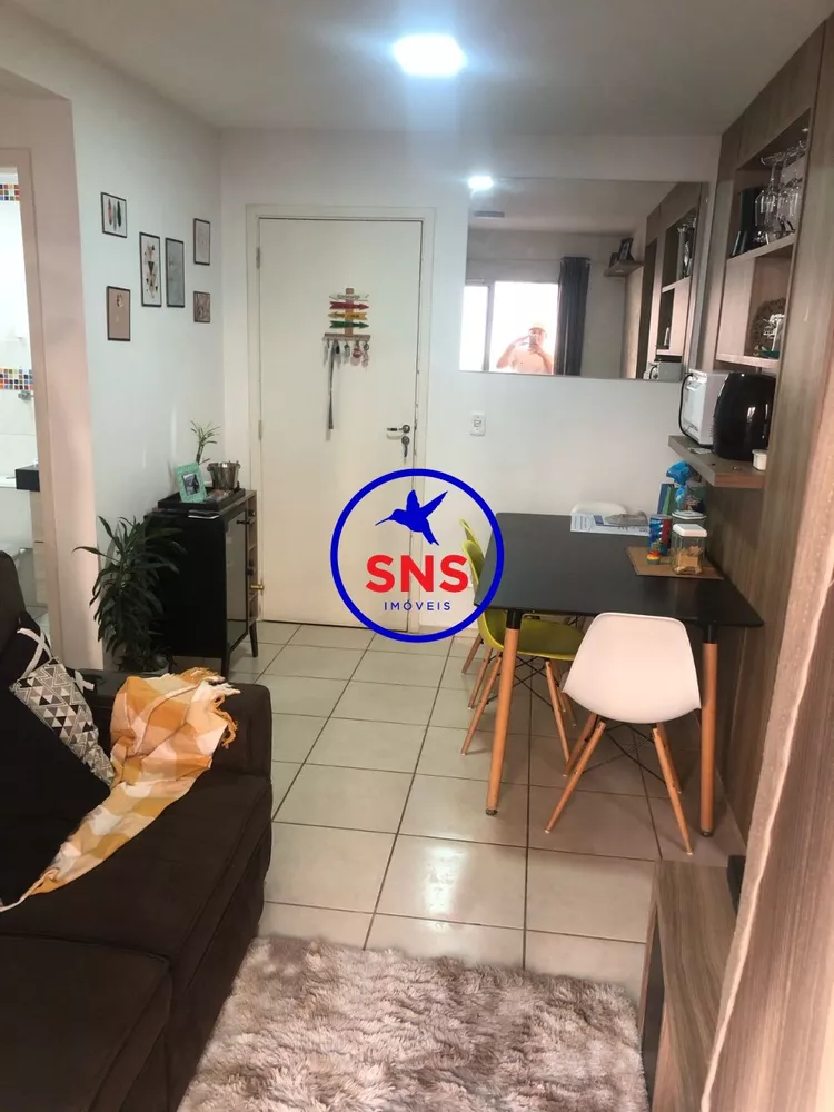 Apartamento à venda com 2 quartos, 56m² - Foto 3