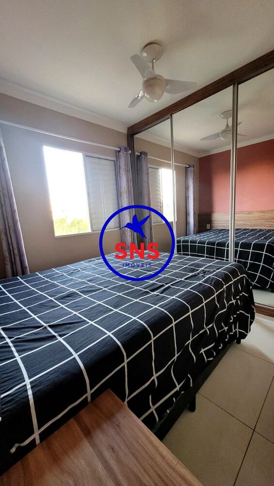 Apartamento à venda com 3 quartos, 70m² - Foto 2