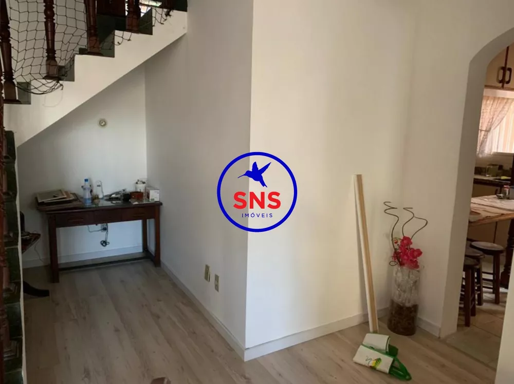 Casa de Condomínio à venda com 3 quartos, 270m² - Foto 5