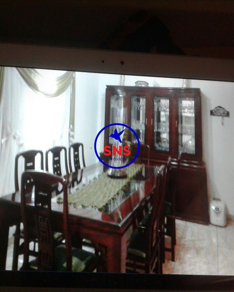 Casa, 3 quartos, 256 m² - Foto 3