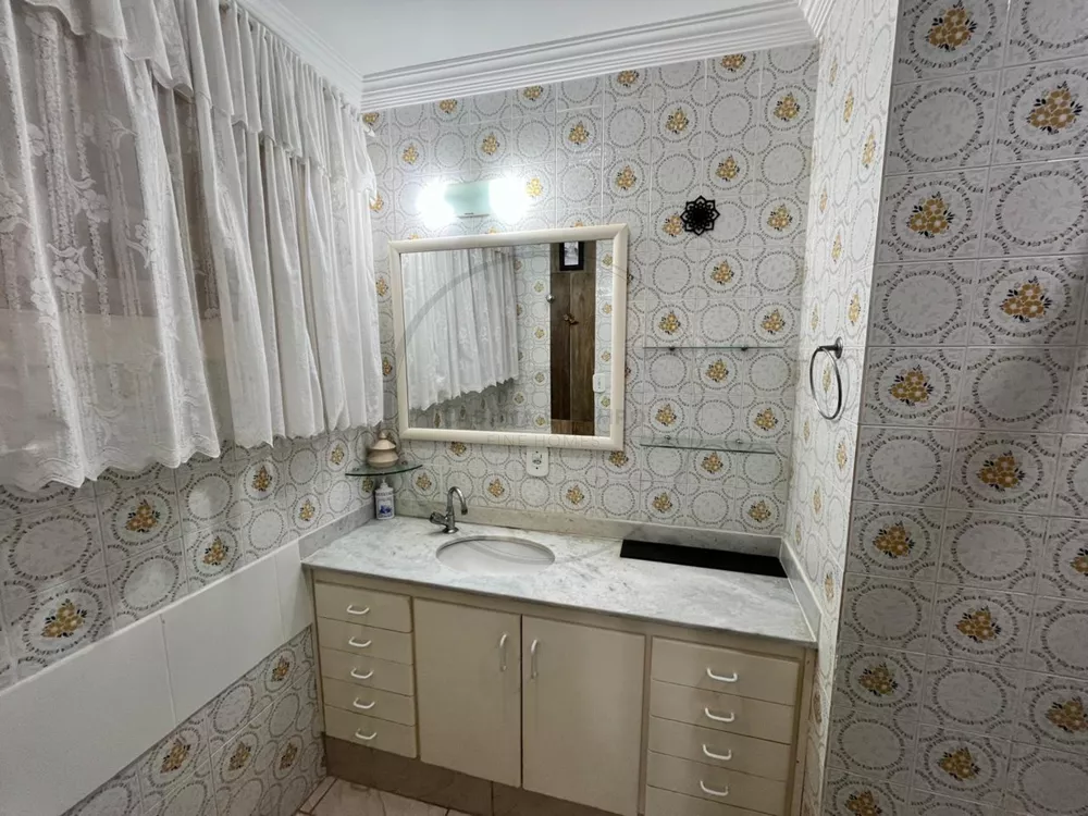 Casa à venda com 3 quartos, 300m² - Foto 7