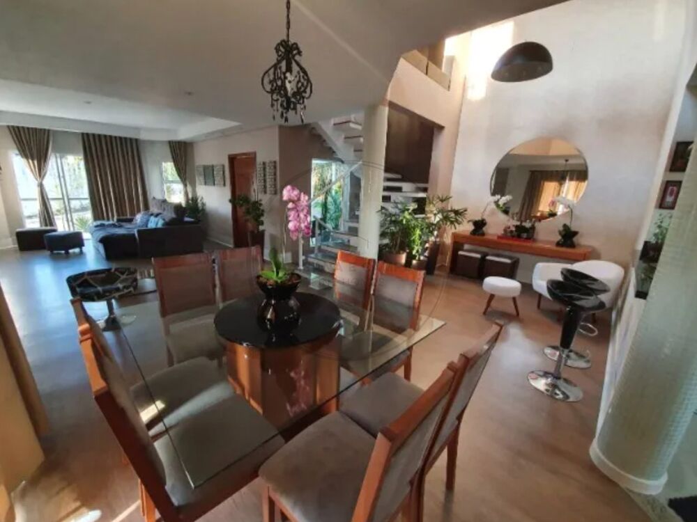 Casa de Condomínio à venda com 2 quartos, 360m² - Foto 2