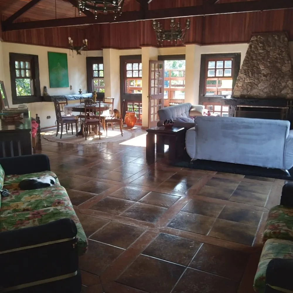 Chácara, 4 quartos, 4200 m² - Foto 2