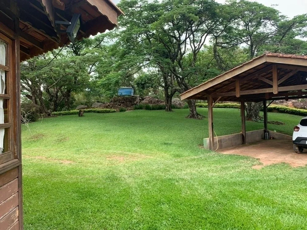 Sítio, 4 quartos, 10000 m² - Foto 6
