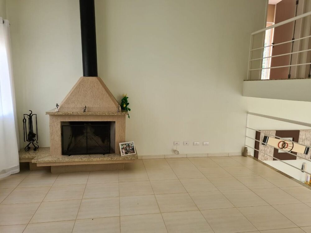 Chácara, 5 quartos, 1300 m² - Foto 1