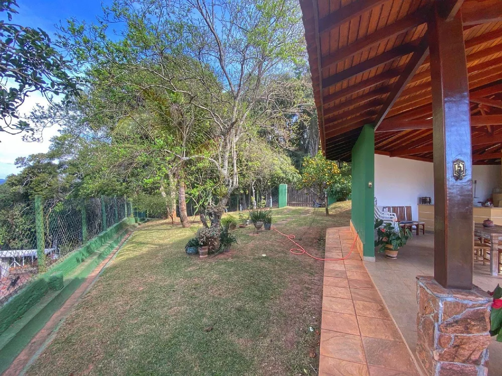 Chácara à venda com 4 quartos, 2754m² - Foto 8