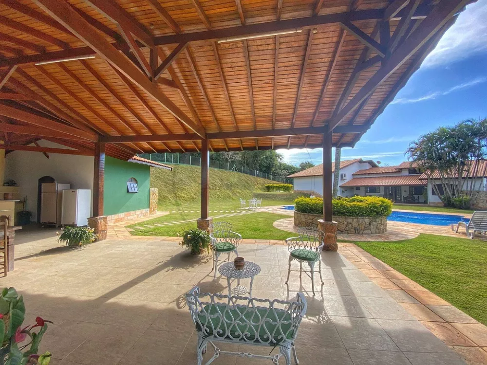 Chácara à venda com 4 quartos, 2754m² - Foto 10