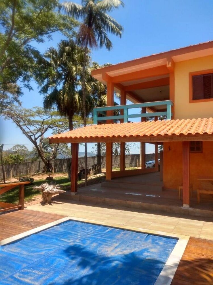 Chácara, 3 quartos, 2040 m² - Foto 1