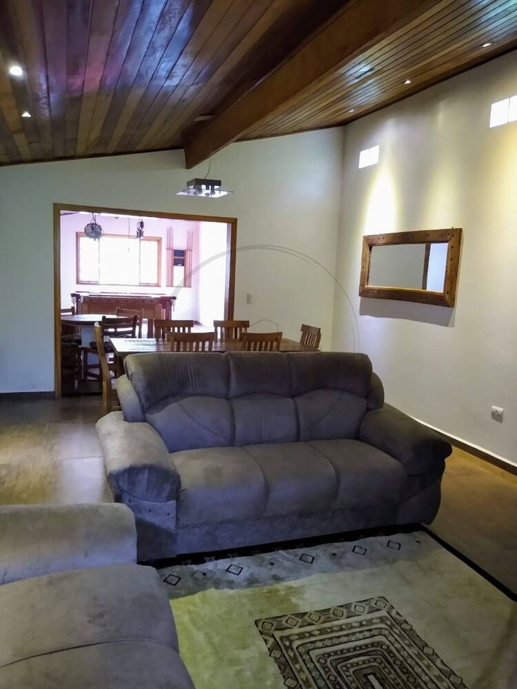 Chácara à venda com 3 quartos, 1000m² - Foto 1