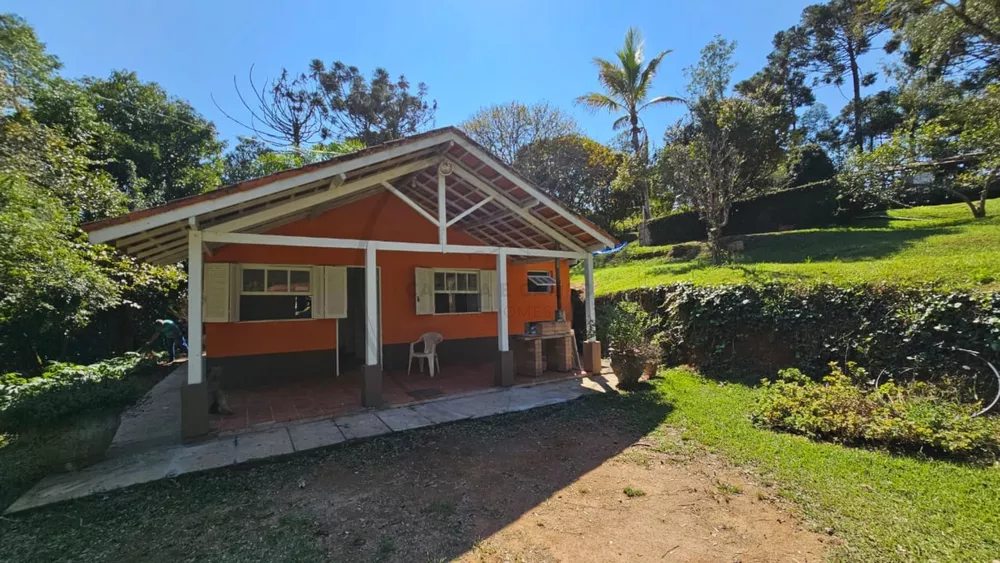 Chácara à venda com 3 quartos, 4800m² - Foto 1