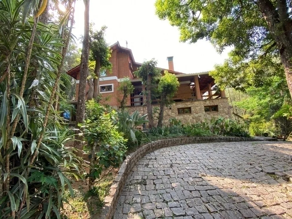 Chácara, 5 quartos, 1600 m² - Foto 1