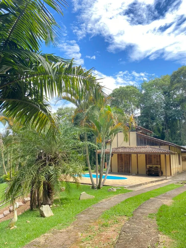 Chácara, 3 quartos, 1500 m² - Foto 1