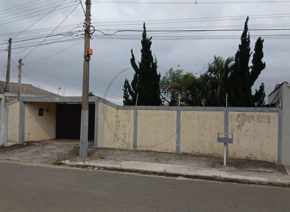 Casa à venda com 2 quartos, 480m² - Foto 2