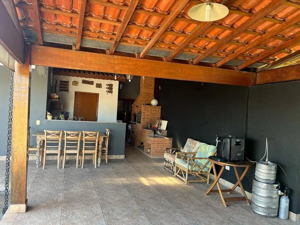 Chácara, 4 quartos, 1000 m² - Foto 4