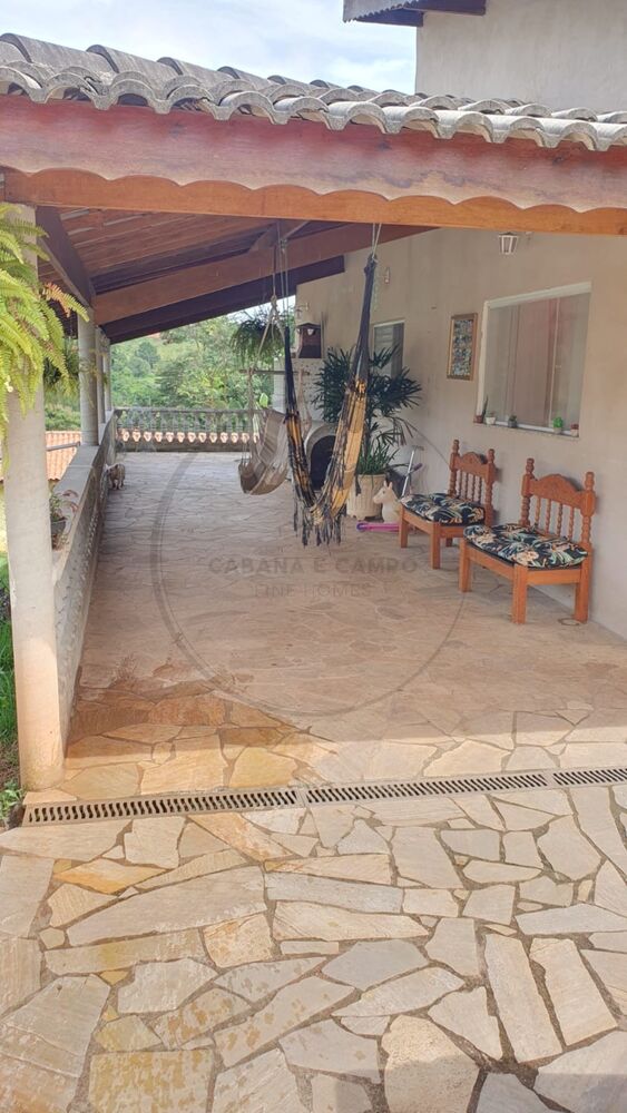 Chácara à venda com 4 quartos, 1000m² - Foto 1