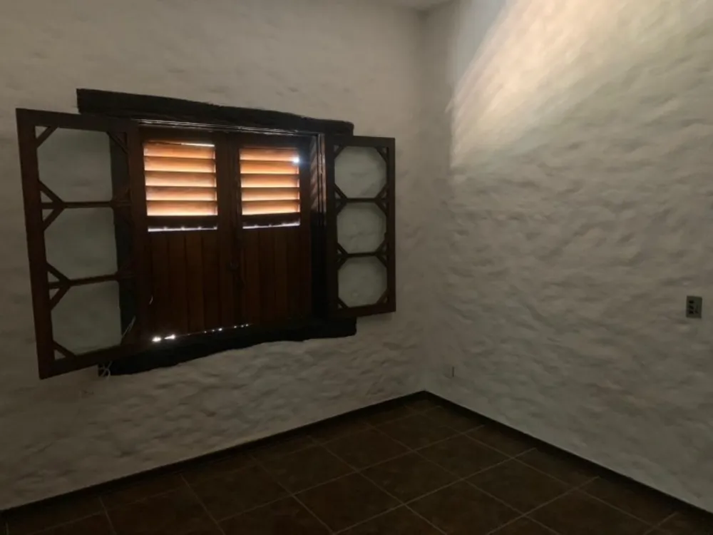 Casa, 4 quartos, 1780 m² - Foto 9