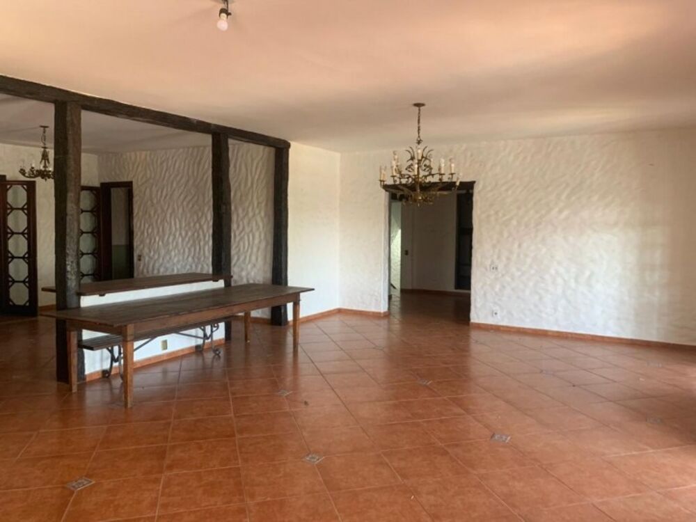Casa, 4 quartos, 1780 m² - Foto 1