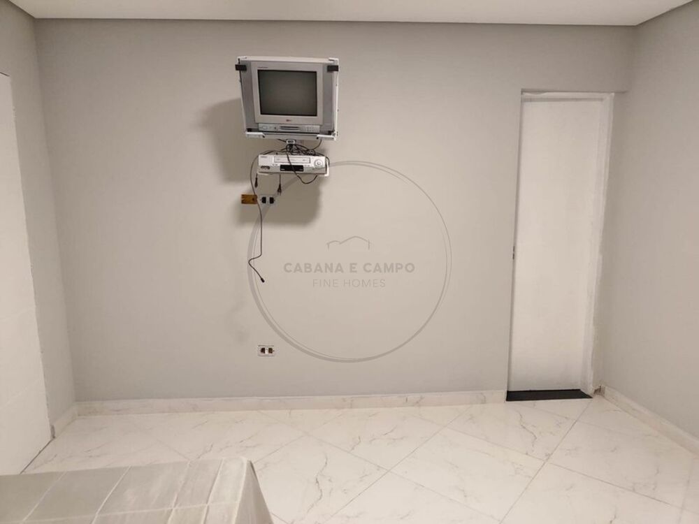 Chácara à venda com 2 quartos, 3300m² - Foto 8