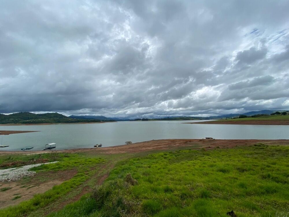 Chácara, 4 quartos, 3000 m² - Foto 2