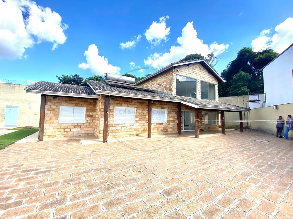 Chácara, 3 quartos, 730 m² - Foto 1