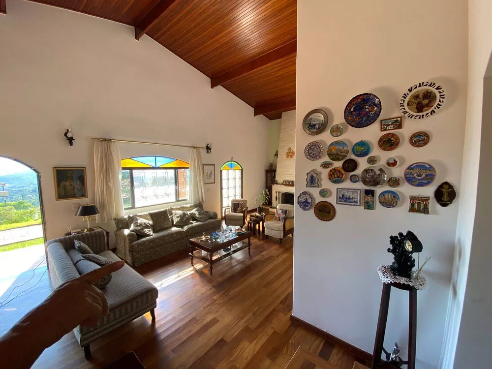 Chácara, 6 quartos, 5115 m² - Foto 1