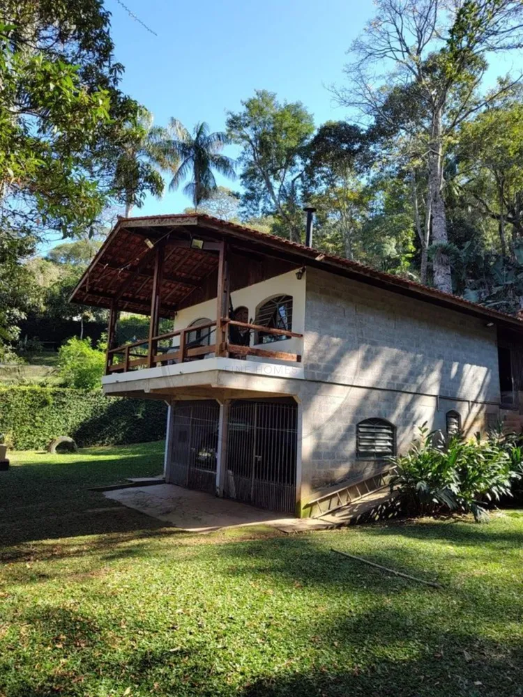 Chácara, 3 quartos, 1800 m² - Foto 1