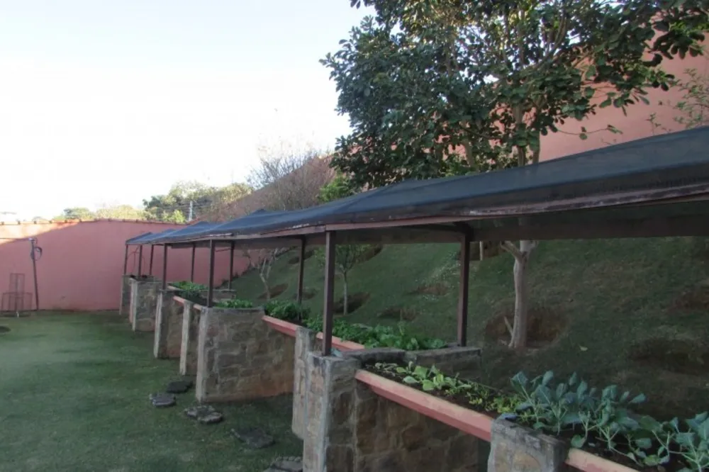 Chácara, 8 quartos, 2400 m² - Foto 6