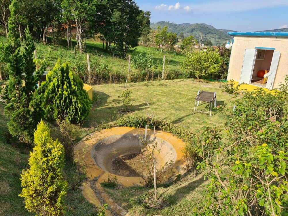 Chácara à venda com 4 quartos, 1000m² - Foto 3