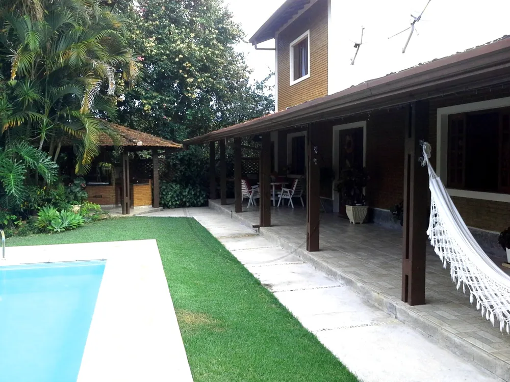 Chácara, 4 quartos, 3140 m² - Foto 1