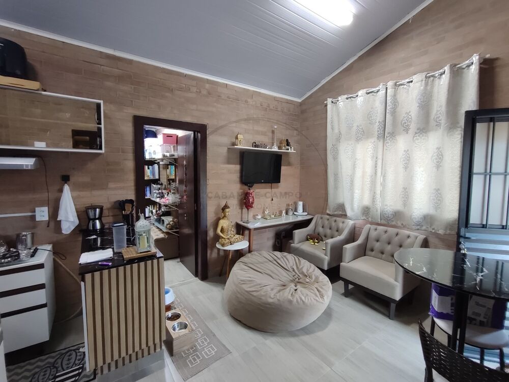 Chácara, 2 quartos, 1347 m² - Foto 2