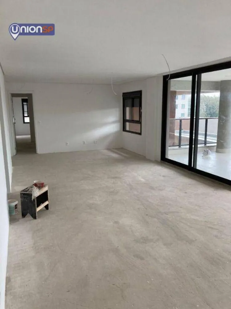 Apartamento, 3 quartos, 195 m² - Foto 1