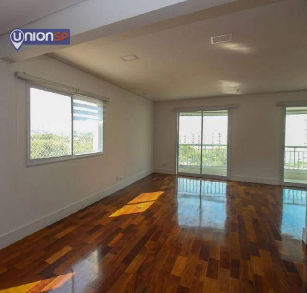 Apartamento, 3 quartos, 216 m² - Foto 2
