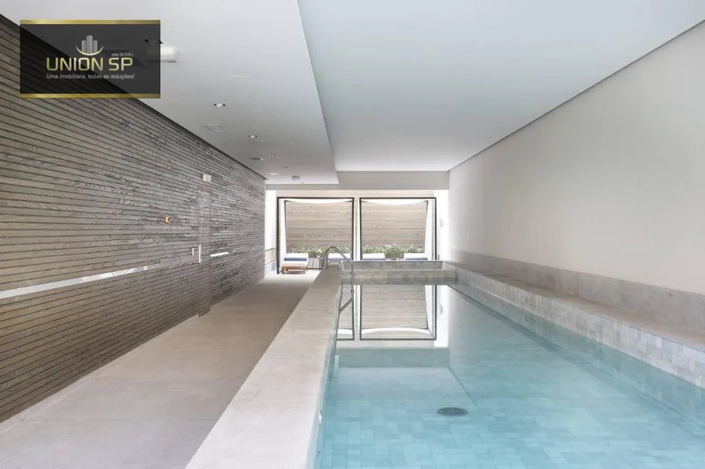 Apartamento, 3 quartos, 248 m² - Foto 1