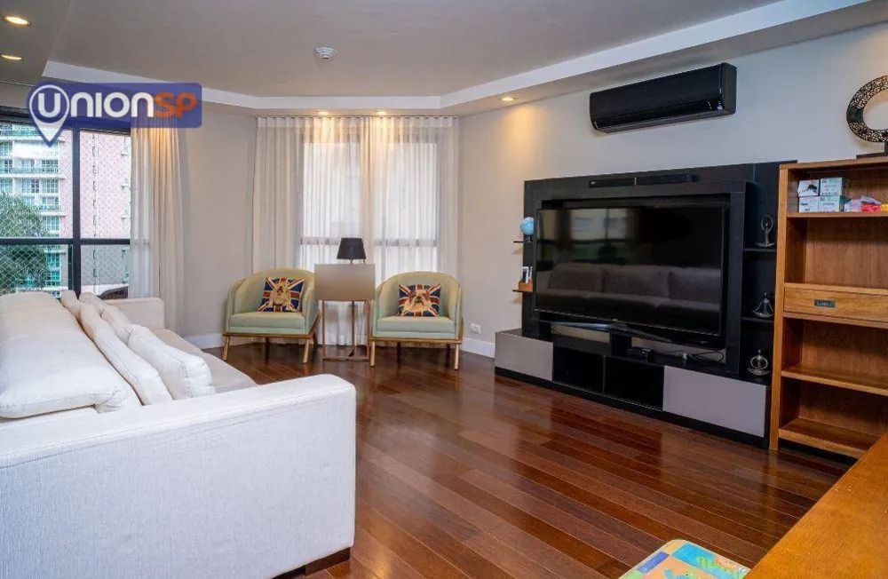 Apartamento, 4 quartos, 220 m² - Foto 1