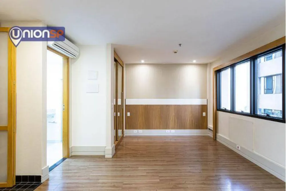 Apartamento, 1 quarto, 29 m² - Foto 2