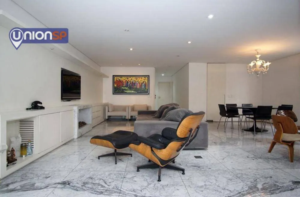 Apartamento, 3 quartos, 214 m² - Foto 1